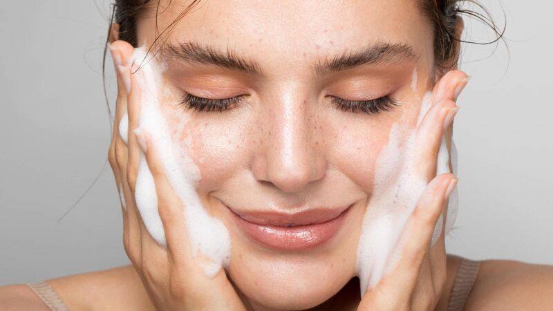 Facial Health Tips The Do’s and Don’ts for Perfect Skin